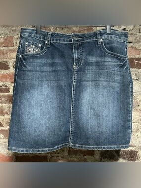Earl Jeans Y2K/Western Medium Blue Denim Skirt with Embellished Pocket